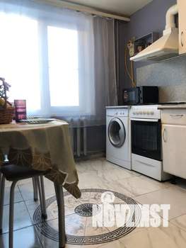 3-к квартира, посуточно, 80м2, 1/9 этаж