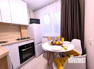 1-к квартира, посуточно, 33м2, 1/1 этаж