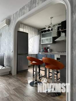 2-к квартира, посуточно, 68м2, 8/10 этаж