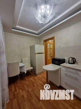 2-к квартира, посуточно, 50м2, 1/1 этаж