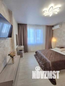 1-к квартира, посуточно, 40м2, 10/25 этаж