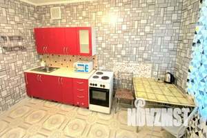 1-к квартира, посуточно, 40м2, 3/10 этаж