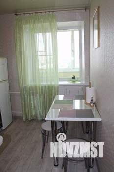 1-к квартира, посуточно, 47м2, 1/1 этаж