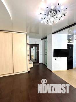 Студия квартира, посуточно, 36м2, 6/20 этаж