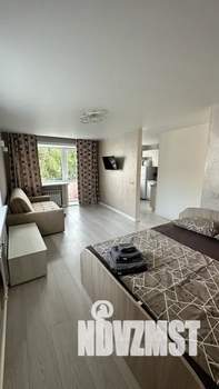 1-к квартира, посуточно, 32м2, 3/5 этаж