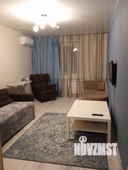 1-к квартира, посуточно, 44м2, 19/23 этаж