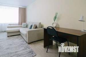 1-к квартира, посуточно, 55м2, 1/1 этаж