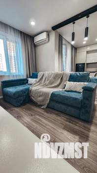 Студия квартира, посуточно, 37м2, 2/25 этаж