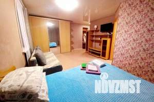 1-к квартира, посуточно, 33м2, 2/4 этаж