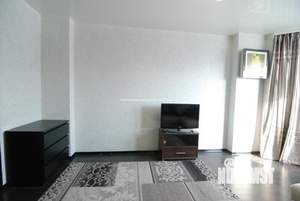 1-к квартира, на длительный срок, 42м2, 10/17 этаж