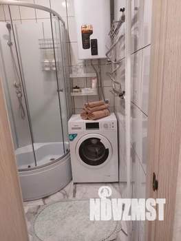 Студия квартира, посуточно, 33м2, 1/5 этаж