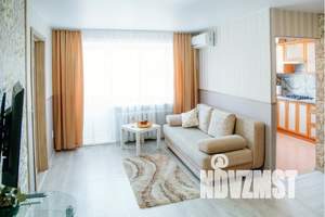 2-к квартира, посуточно, 45м2, 4/5 этаж