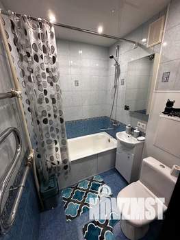 Студия квартира, посуточно, 30м2, 4/5 этаж