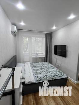 1-к квартира, посуточно, 30м2, 4/4 этаж