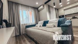 Студия квартира, посуточно, 37м2, 2/25 этаж