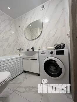 Студия квартира, посуточно, 35м2, 11/25 этаж