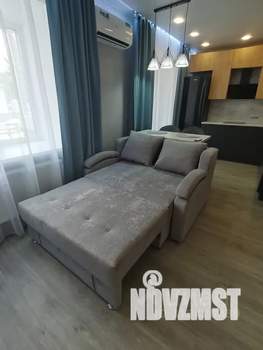 Студия квартира, посуточно, 32м2, 1/9 этаж