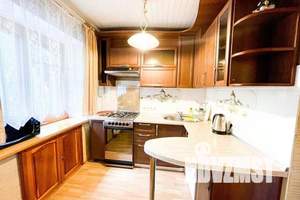 2-к квартира, посуточно, 45м2, 1/5 этаж