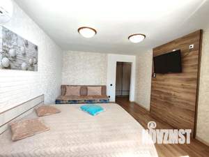 1-к квартира, посуточно, 35м2, 1/1 этаж