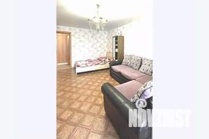 1-к квартира, посуточно, 35м2, 4/10 этаж