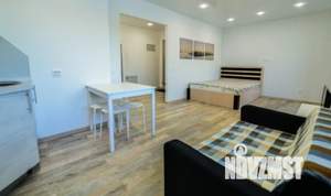 Студия квартира, посуточно, 35м2, 4/5 этаж