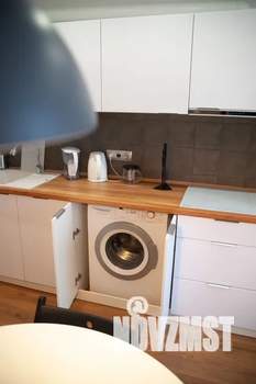 1-к квартира, посуточно, 37м2, 7/10 этаж