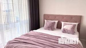 1-к квартира, посуточно, 42м2, 13/25 этаж
