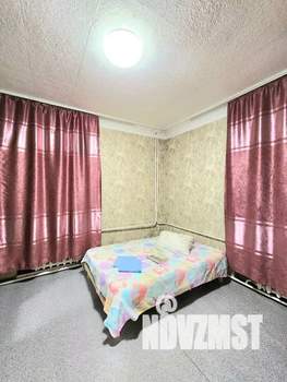 1-к квартира, посуточно, 32м2, 1/3 этаж