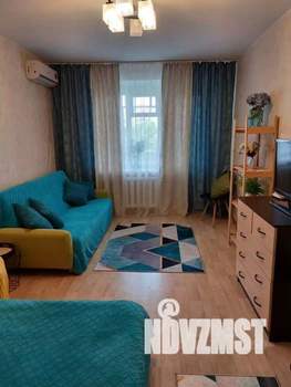 1-к квартира, посуточно, 35м2, 1/1 этаж
