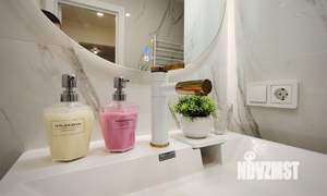 1-к квартира, посуточно, 38м2, 5/10 этаж