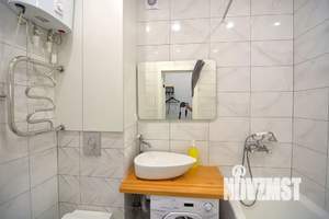 1-к квартира, посуточно, 36м2, 3/10 этаж