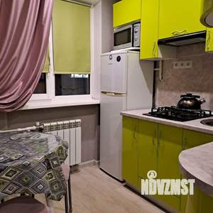 2-к квартира, посуточно, 44м2, 1/1 этаж