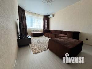 1-к квартира, посуточно, 40м2, 3/18 этаж