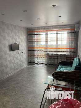 1-к квартира, посуточно, 33м2, 4/10 этаж