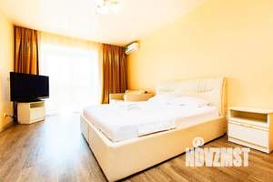 1-к квартира, посуточно, 50м2, 2/15 этаж