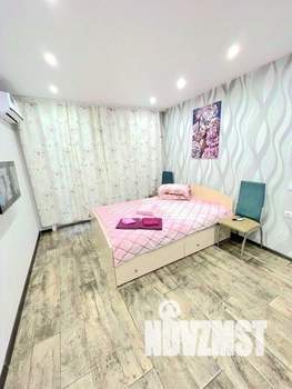 1-к квартира, посуточно, 33м2, 1/1 этаж