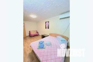 1-к квартира, посуточно, 33м2, 7/10 этаж