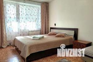 1-к квартира, посуточно, 33м2, 1/10 этаж