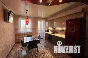 3-к квартира, посуточно, 75м2, 8/20 этаж
