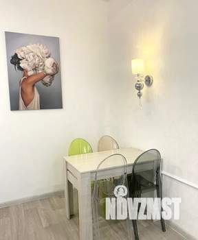 Студия квартира, посуточно, 40м2, 2/2 этаж