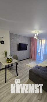 1-к квартира, посуточно, 64м2, 9/10 этаж