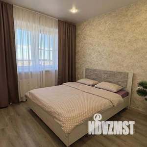 1-к квартира, посуточно, 52м2, 1/1 этаж