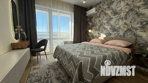 1-к квартира, посуточно, 40м2, 1/25 этаж