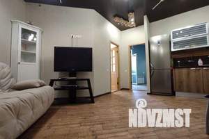 2-к квартира, посуточно, 55м2, 1/25 этаж