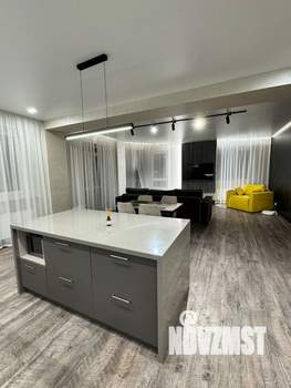 3-к квартира, на длительный срок, 110м2, 10/11 этаж