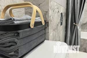 1-к квартира, посуточно, 40м2, 1/25 этаж