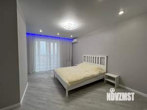 3-к квартира, на длительный срок, 130м2, 17/27 этаж