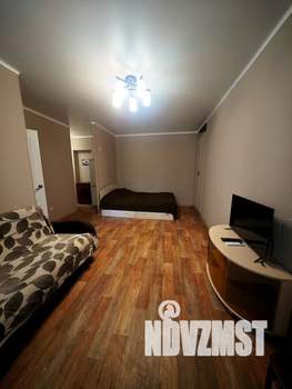 1-к квартира, посуточно, 33м2, 2/5 этаж