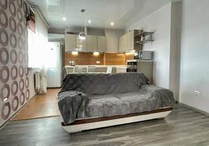 Студия квартира, на длительный срок, 38м2, 18/24 этаж