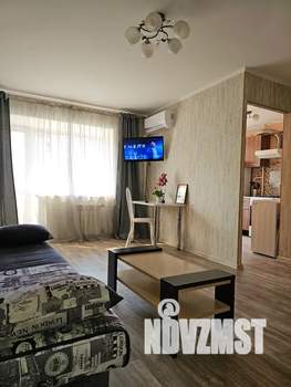 2-к квартира, посуточно, 42м2, 3/5 этаж